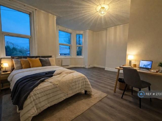 Studio for rent in St Mary's, Isle Of Man