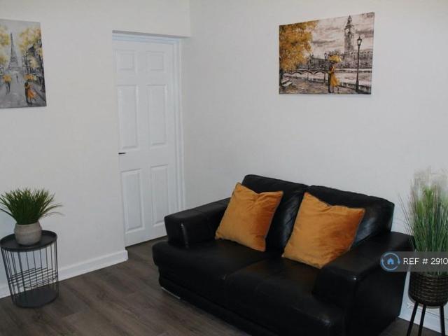Studio for rent in Heigham Grove, East Bank