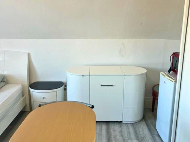 Studio for rent in Milton, City Of Portsmouth