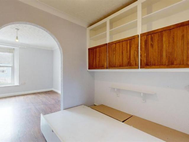 Studio for rent in Wakeham, Easton