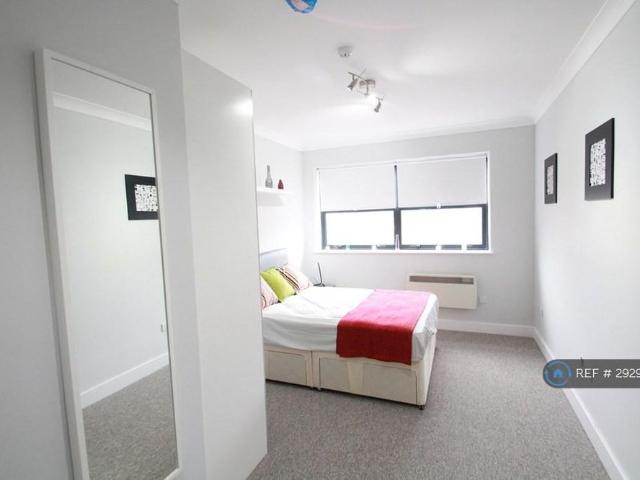 Studio for rent in Greater London