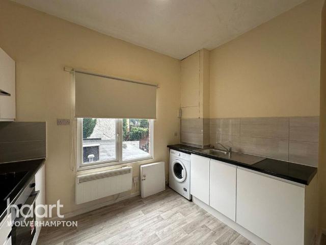 Studio for rent in Fallings Park, Park Village