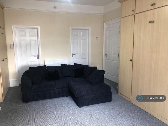 Studio for rent in Goole, East Riding Of Yorkshire