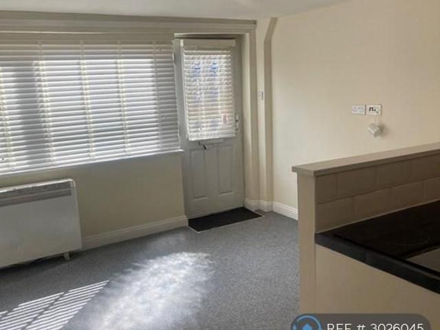 Studio for rent in St Albans, Five Acres