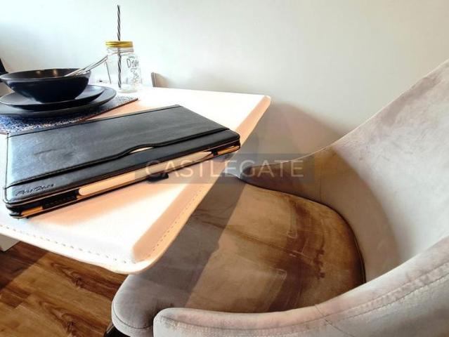 Studio for rent in Huddersfield, West Yorkshire