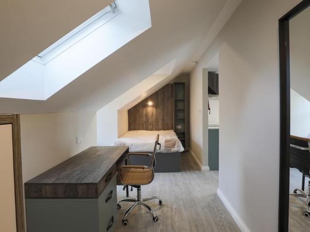 Studio for rent in Abbeyhill, City of Edinburgh