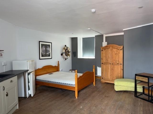 Studio for rent in Cwarter Bach, Lower Brynamman