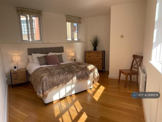 Flat for rent in Wapping, Isle Of Man