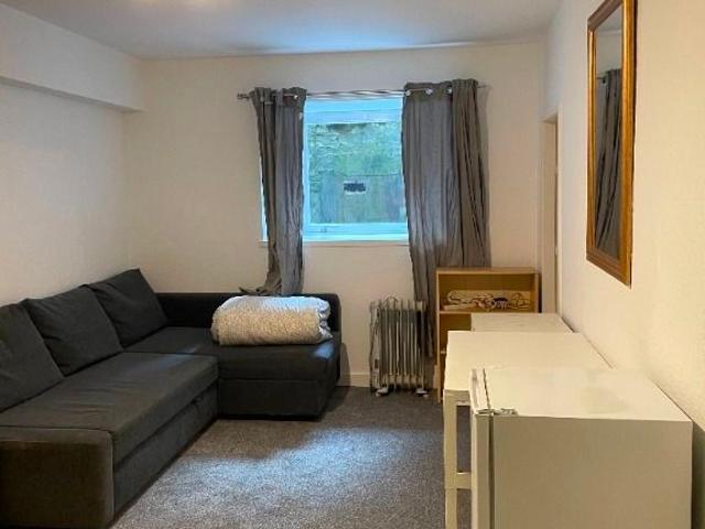 Studio for rent in Tollcross, City of Edinburgh