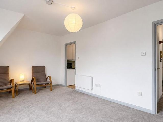 Studio for rent in London Borough of Ealing, Greater London