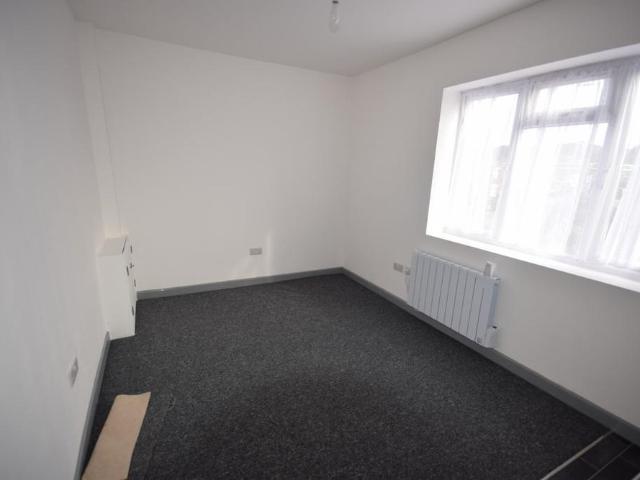 Studio for rent in Eastleigh, Helford