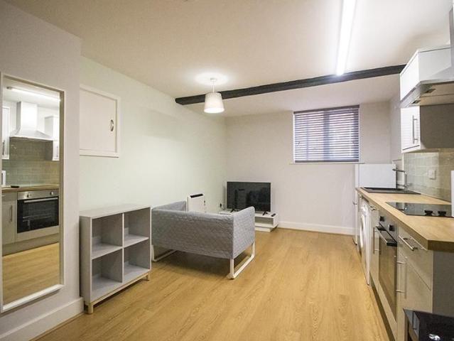Studio for rent in Haddon, East Midlands