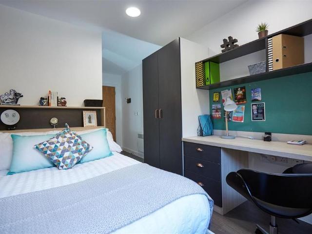 Studio for rent in Higham Hill, Greater London