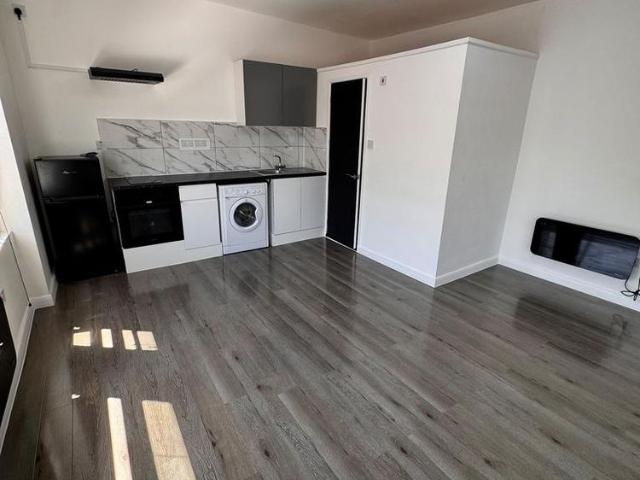 Studio for rent in Greater London