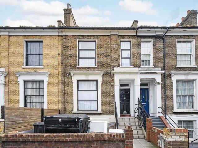 Studio for rent in London Borough of Hackney, Greater London