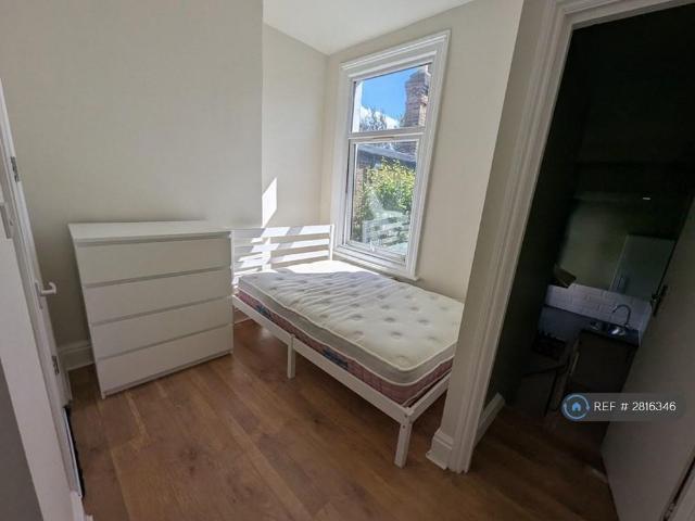 Studio for rent in Harringay, Greater London