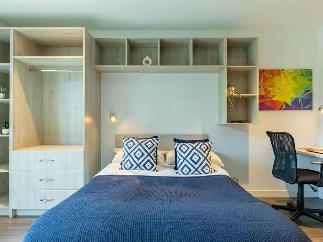 Studio for rent in Ferryhill, Ballindoch