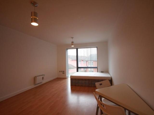 Studio for rent in Park Central, Birmingham