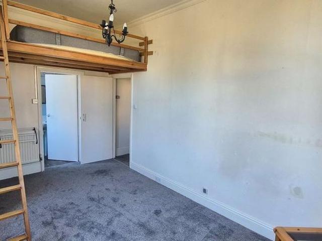 Studio for rent in South Cliff, Kepwick