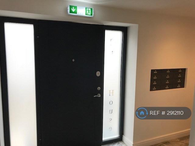 Flat for rent in Temple Fortune, Greater London