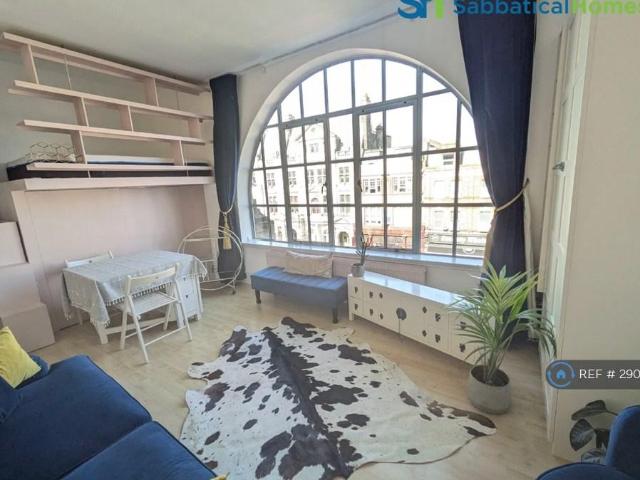 Flat for rent in South Hackney, Isle Of Man