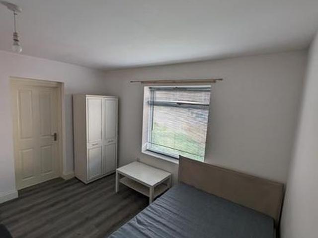 Studio for rent in Thames View, Greater London