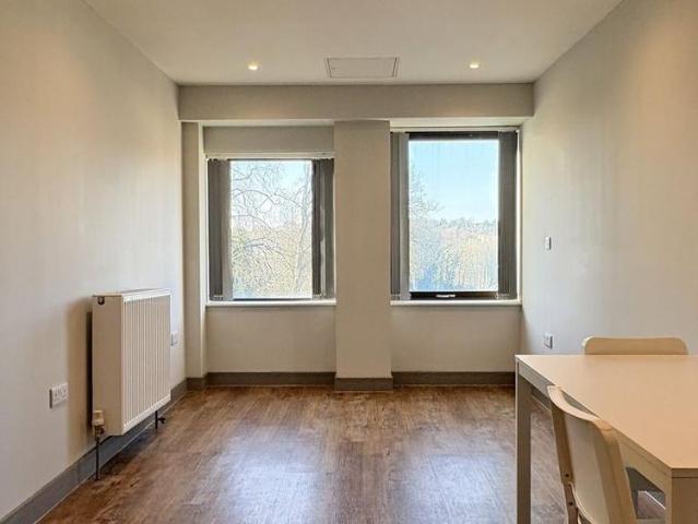 Studio for rent in Penenden Heath, Maidstone
