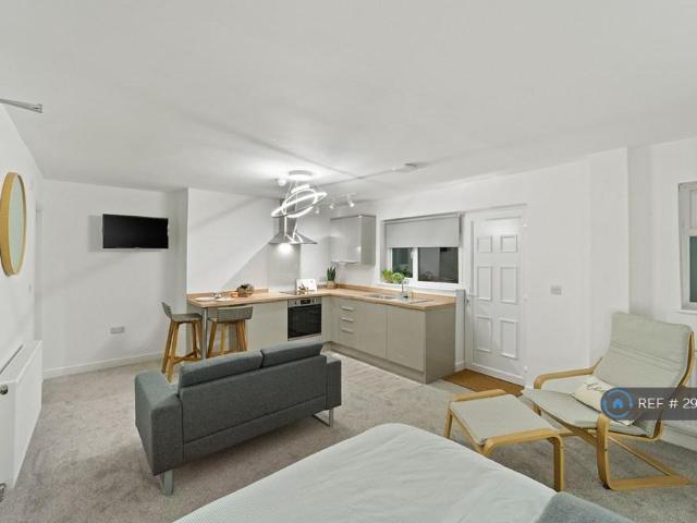 Flat for rent in New Normanton, East Midlands