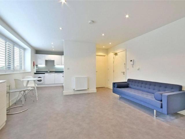 Studio for rent in West Hampstead, Greater London