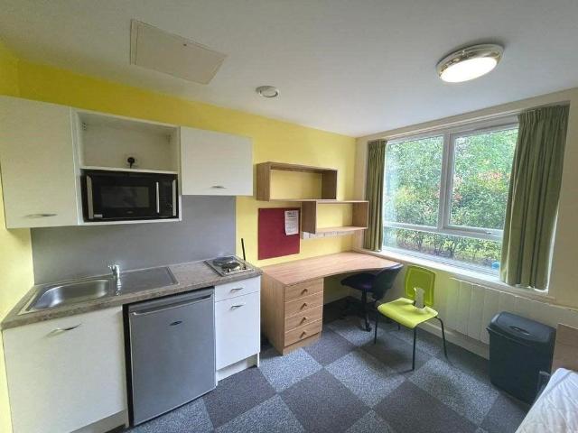 Studio for rent in Saltley, West Midlands