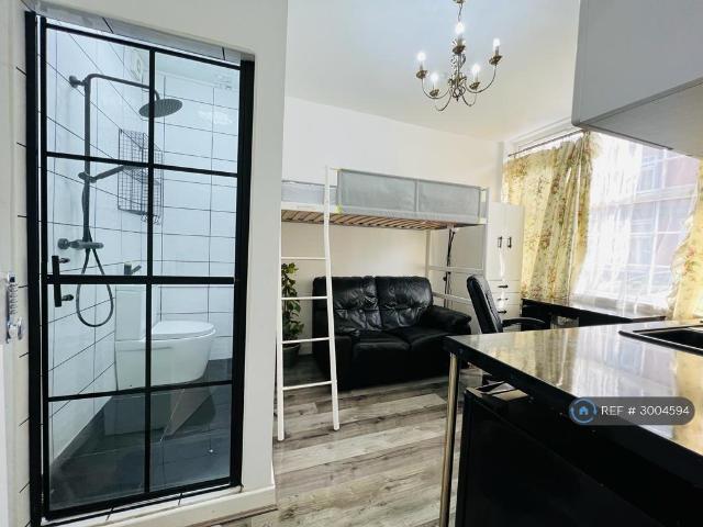 Flat for rent in Georgia, Greater Manchester