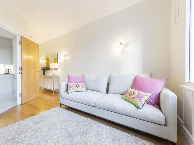 Studio for rent in The Borough, Greater London