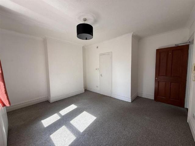Studio for rent in Chichester, Littlecote