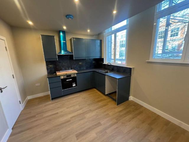 Studio for rent in London Borough of Croydon, Greater London
