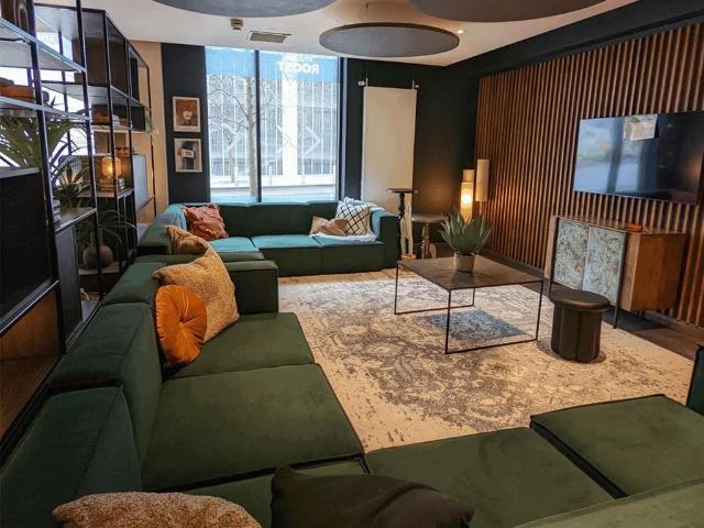 Flat for rent in Calton, Scotland