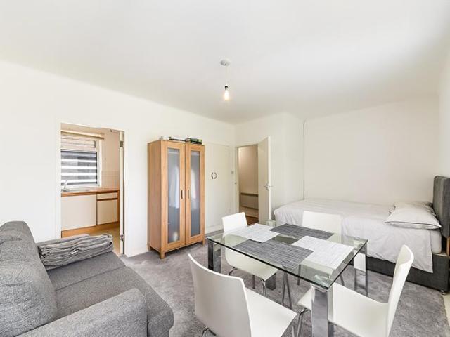 Flat for rent in Isle Of Man