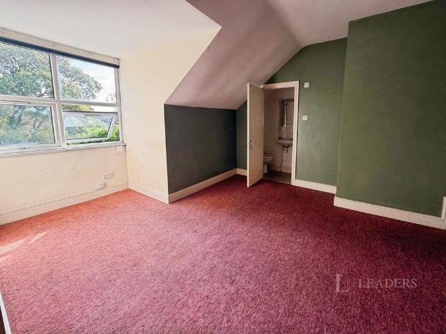 Studio for rent in Cotteridge, West Midlands