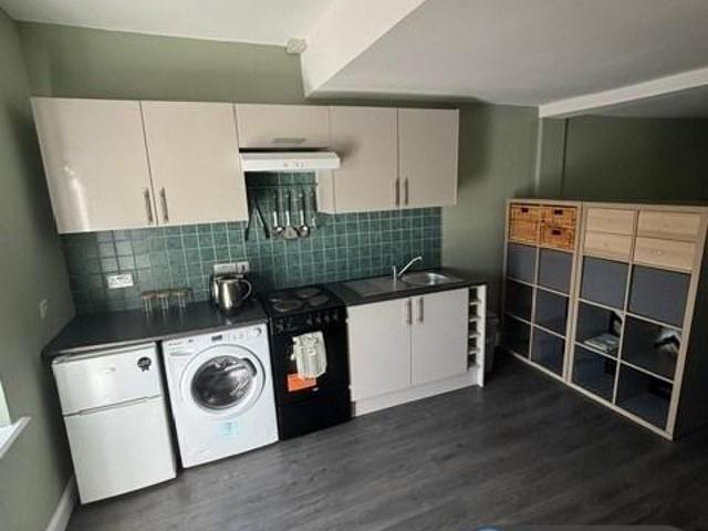 Flat for rent in Woodsend, Trafford Park