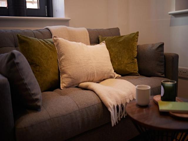 Studio for rent in Woodhouse, West Yorkshire