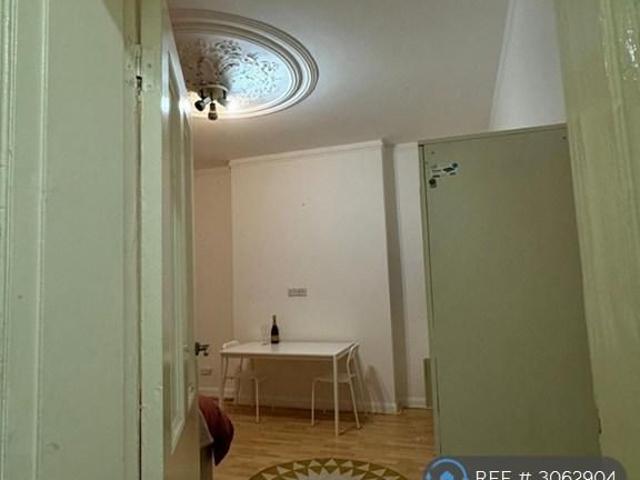 Studio for rent in The Hyde, Greater London