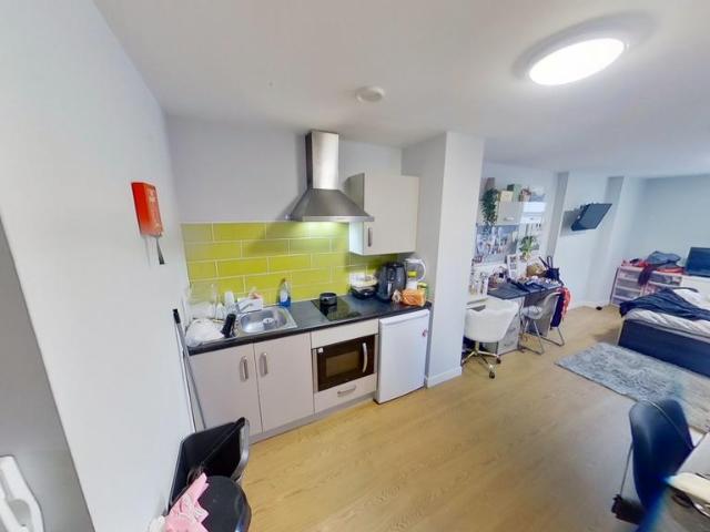 Flat for rent in St Ann's, Haddon