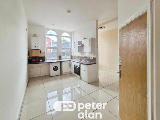 Studio for rent in Wales