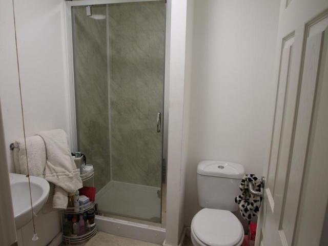 Studio for rent in The Meadows, Haddon
