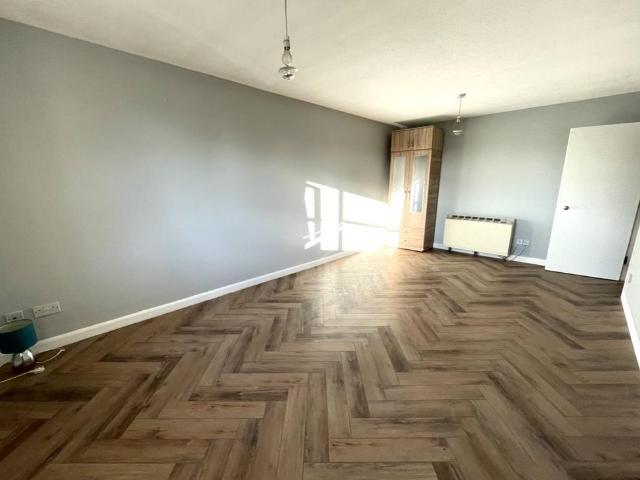 Studio for rent in Watford Heath, North Watford