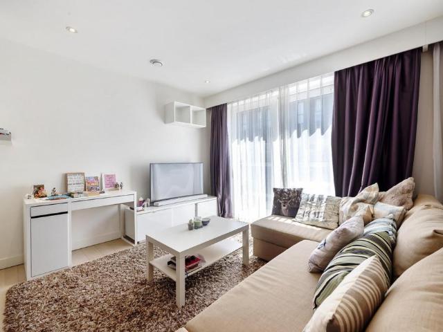 Flat for rent in Greenwich Peninsula, Greater London