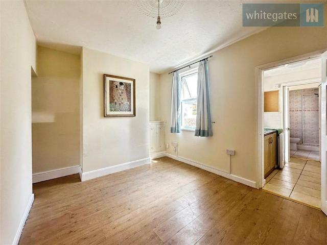Studio for rent in Wrexham, Wales