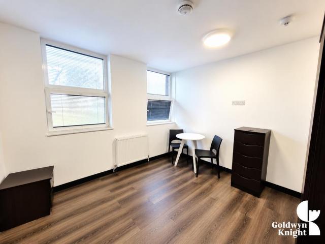 Studio for rent in London Borough of Bromley, Greater London