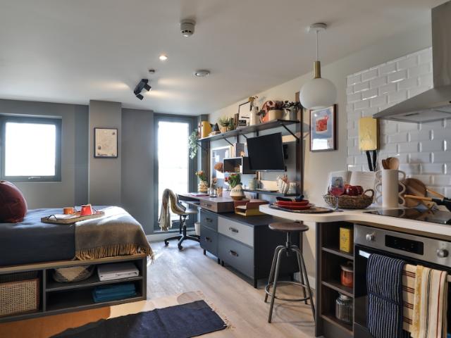 Studio for rent in The Polygon, City Of Southampton