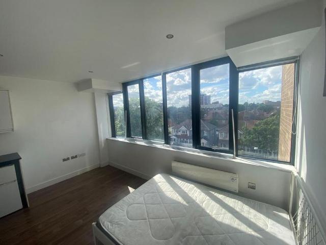 Studio for rent in Greater London