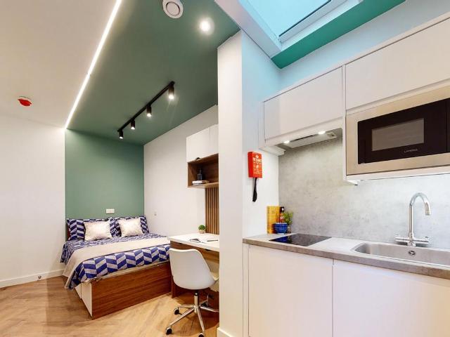 Flat for rent in Maida Hill, Greater London